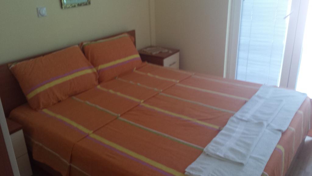 Gjole Apartments Lagadin Oda fotoğraf