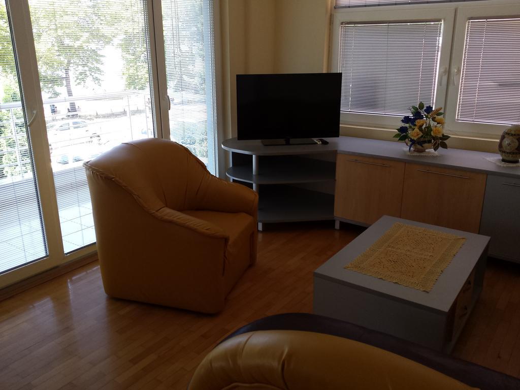 Gjole Apartments Lagadin Oda fotoğraf