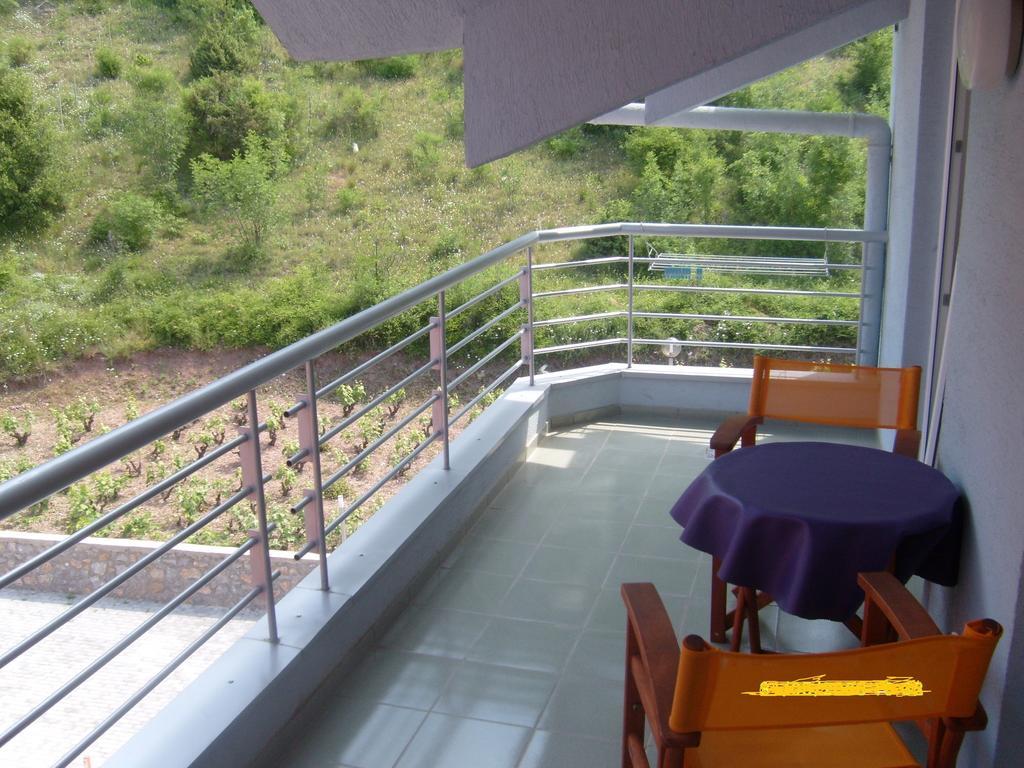 Gjole Apartments Lagadin Oda fotoğraf